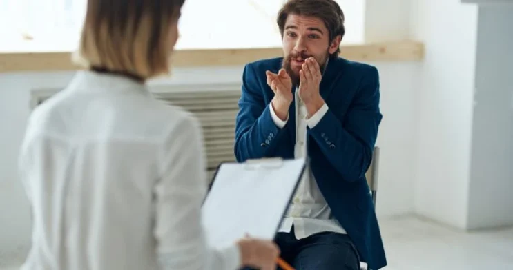 Tratamento psicológico: diferença entre terapeuta e psicólogo